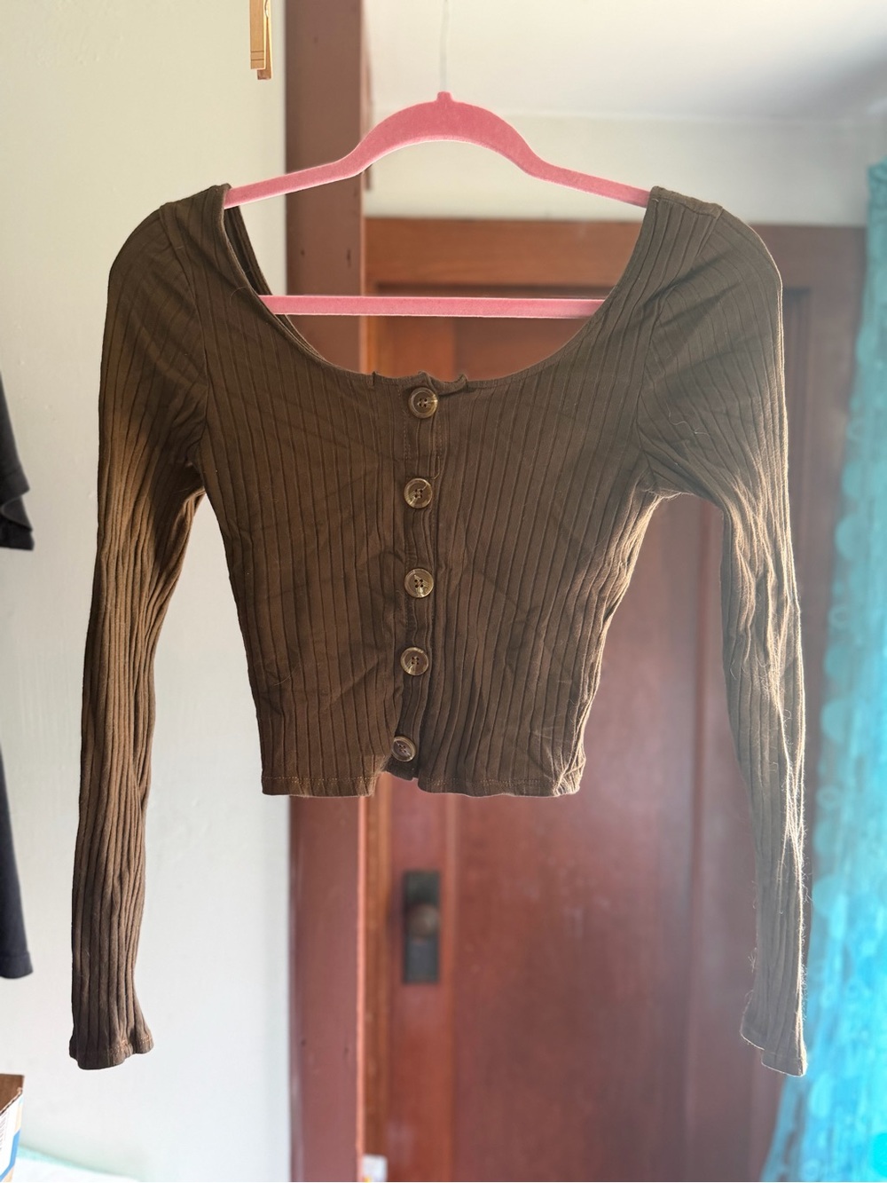 Heart Hips Brown Ribbed Button-Front Long Sleeve Crop Top